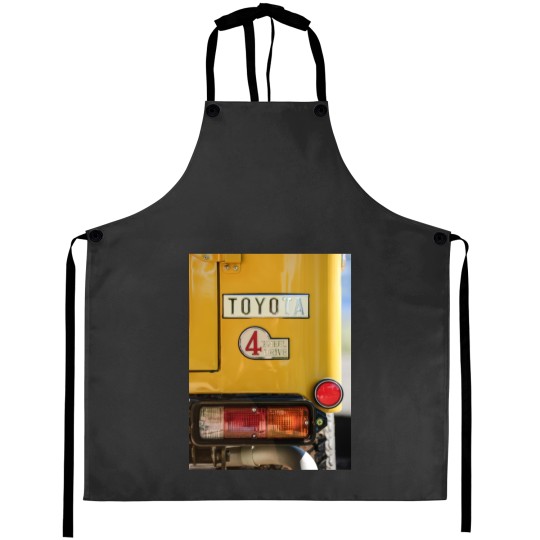 Discover 1978 Toyota1 Land Cruiser FJ40 Taillight Emblem -1191c Graphic Aprons