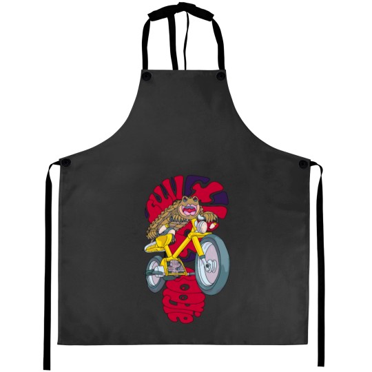 Discover Snapper Express Aprons