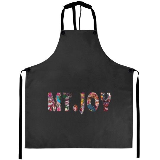 Discover Untitled Aprons