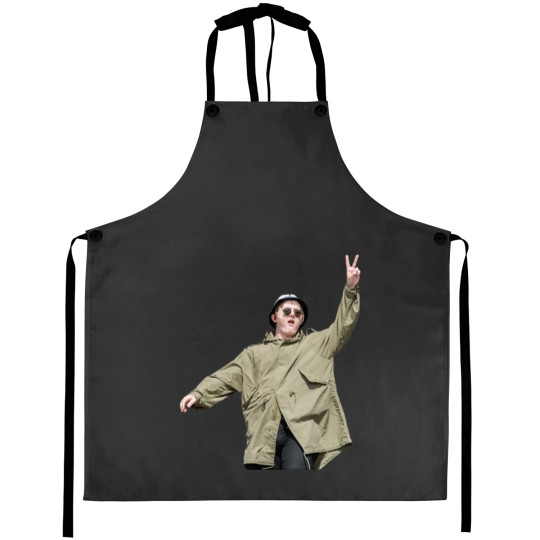 Discover lewis capaldi- glastonbury  lewis capaldi- glastonbury Aprons