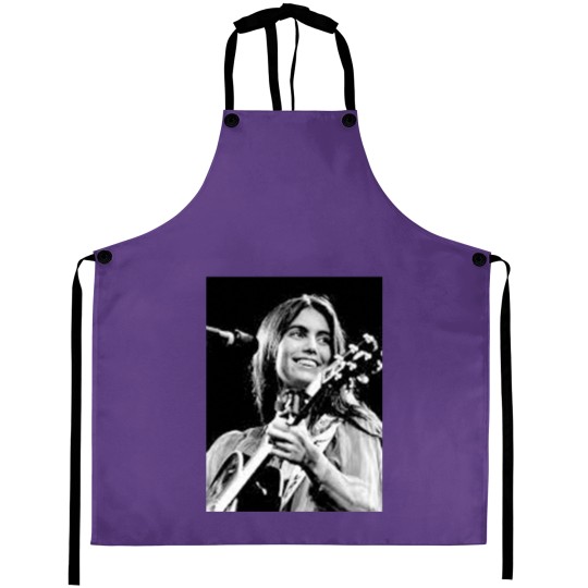 Discover Emmylou Harris - Album Classic Aprons