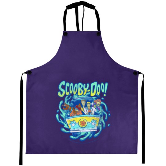 Discover Scooby-Doo Mystery Machine Portal Group Shot Pullover Aprons