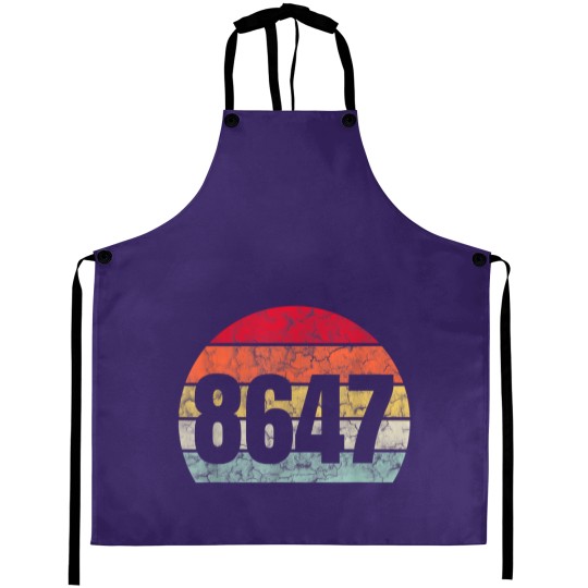Discover 8647 Vintage Aprons