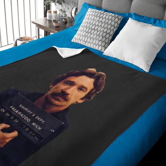Discover Tim Allen Mugshot  mit V-Ausschnitt Baby Blankets