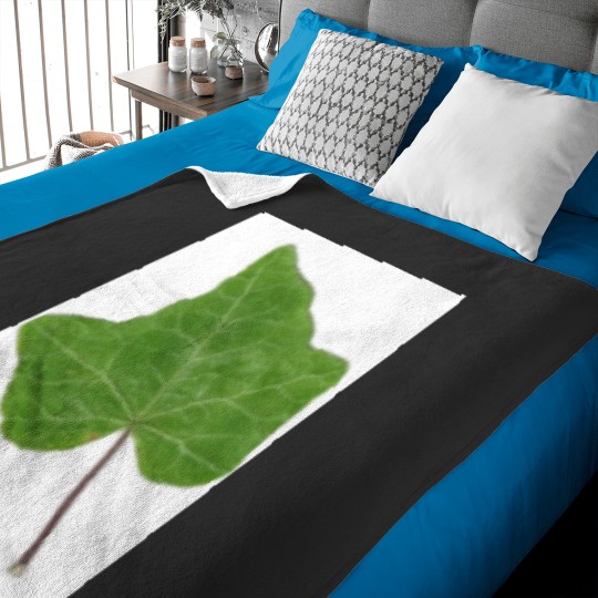 Discover Ivy Leaf Baby Blankets