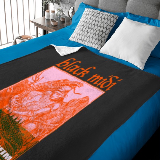 Discover Black Midi Schlagenheims Baby Blankets