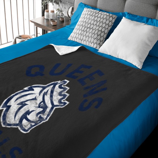 Discover queens university of charlotte royals large pullover Baby Blankets