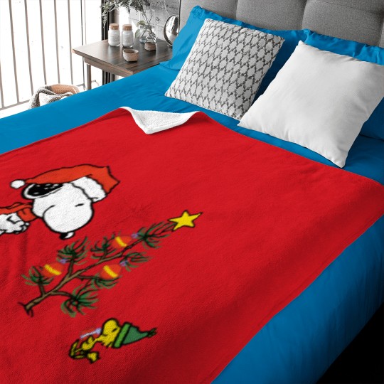 Discover Embroidered Snoopy Winter Dog Baby Blankets