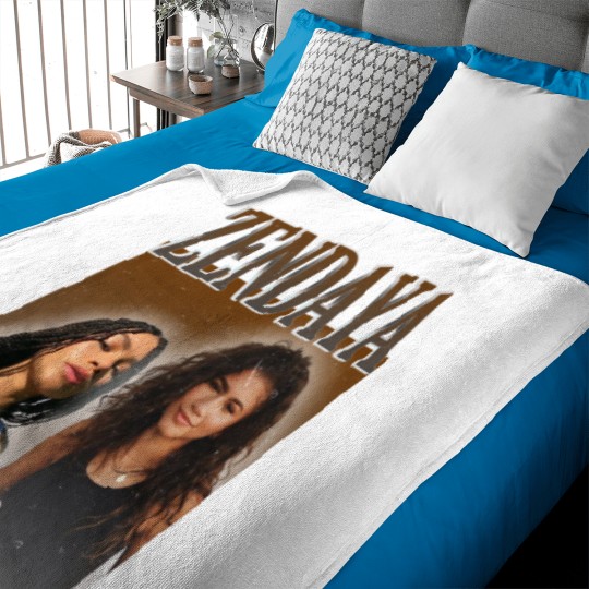 Discover VINTAGE TSHIRT - zendaya Baby Blankets