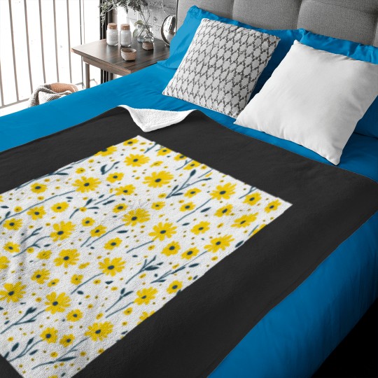 Discover Field of Daisies Premium Scoop Baby Blankets