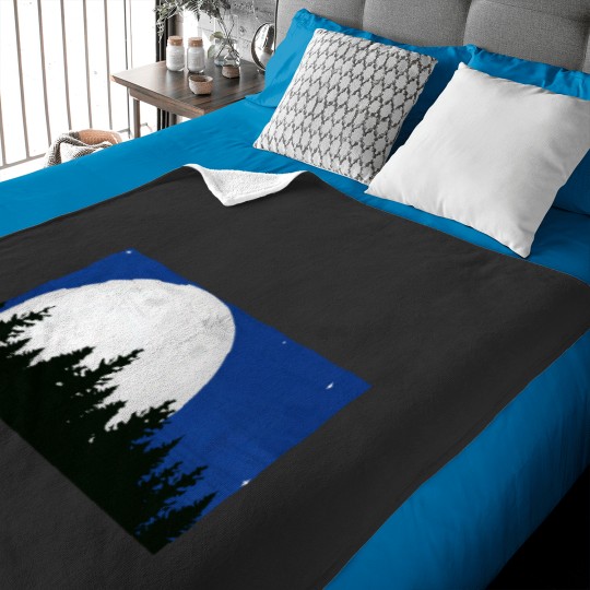 Discover The moon  Essential Baby Blankets