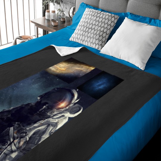 Discover Astronaut Cosmic Sound And Astronaut SPACE PLANET Galaxy universe MUSIC COOL TRENDY DESIGNS Baby Blankets