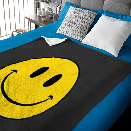 Discover 70s Yellow Smile Face Shirt Cute Happy Peace Smiling Face Baby Blankets