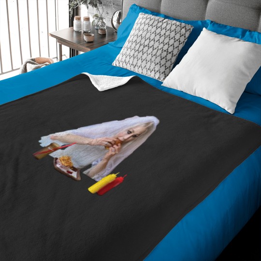 Discover Phoebe Bridgers Eating Baby Blankets