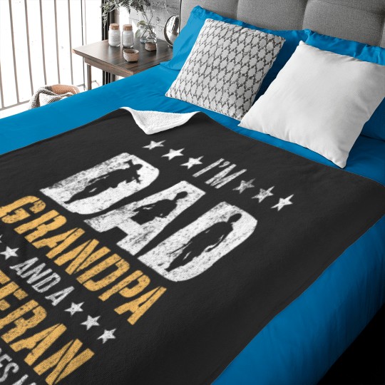 Discover im a dad grandpa and a veteran nothing scares me Baby Blankets