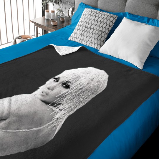 Discover Jennifer Lopez Baby Blankets