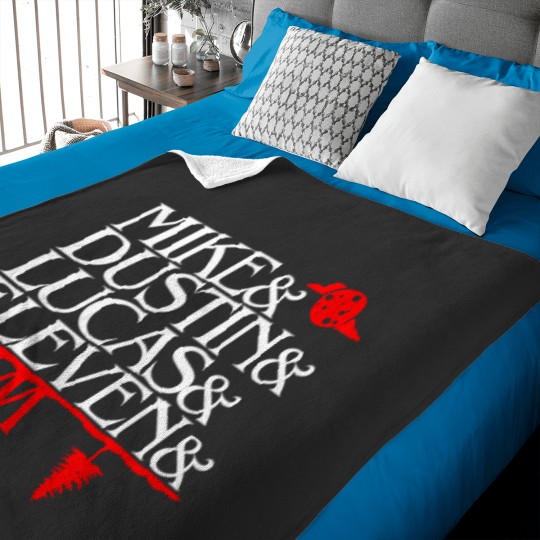 Discover Personnages etrangers a lenvers essentiel Baby Blankets