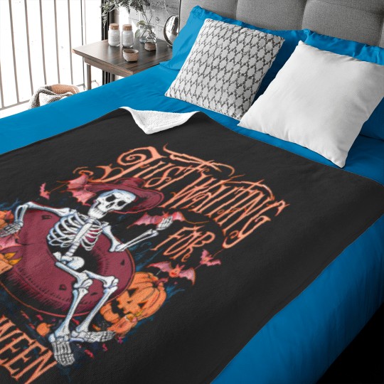 Discover Just Waiting for Halloween Skeletonn Funny Spooky Pumpkin Baby Blankets