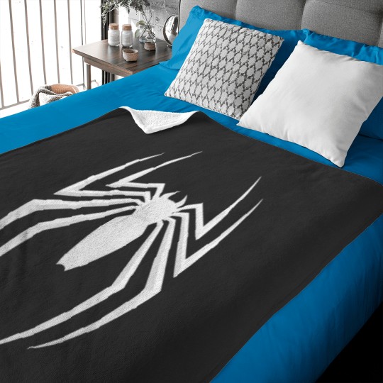 Discover White Spider Baby Blankets
