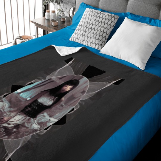 Discover IVE Leeseo Baby Blankets