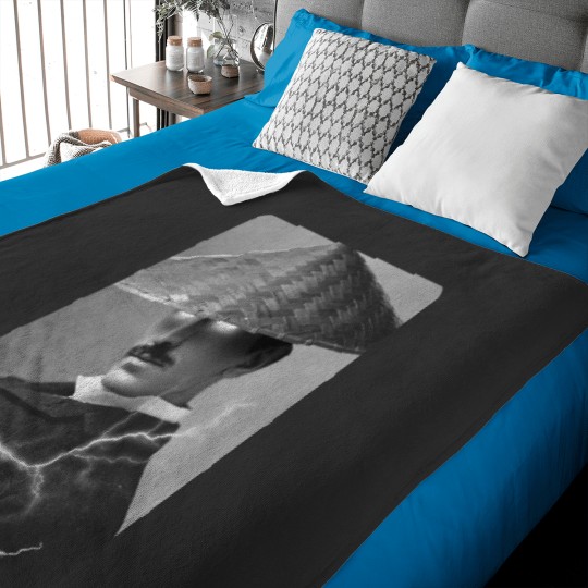 Discover Nikola Teslass Mortal T shirt Combat Science of Electricity Premium Baby Blankets