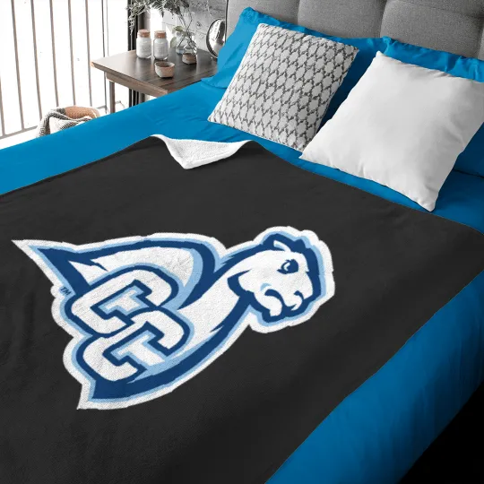 Discover Connecticut College camel athletics gifts souvenirs Baby Blankets