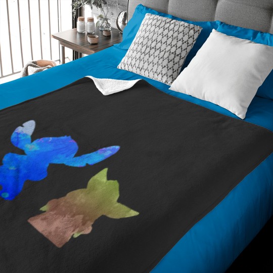 Discover Alien and Baby Inspired Silhouette Baby Blankets
