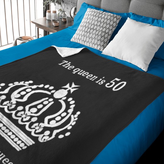 Discover The queen is 50 long live the queen! Essential Baby Blankets