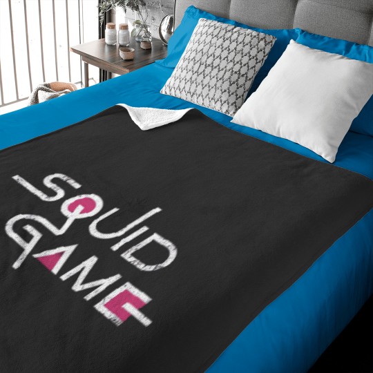 Discover Squid Cosplay English Title Logo Classic T-Shirt Patient Care Coordinator39 Baby Blankets