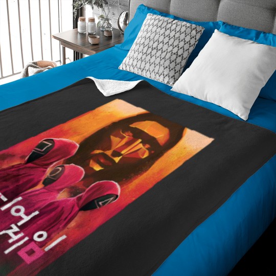 Discover Squid Cosplay Three Masked Guards Fan Art Poster Classic T-Shirt Baby Blankets