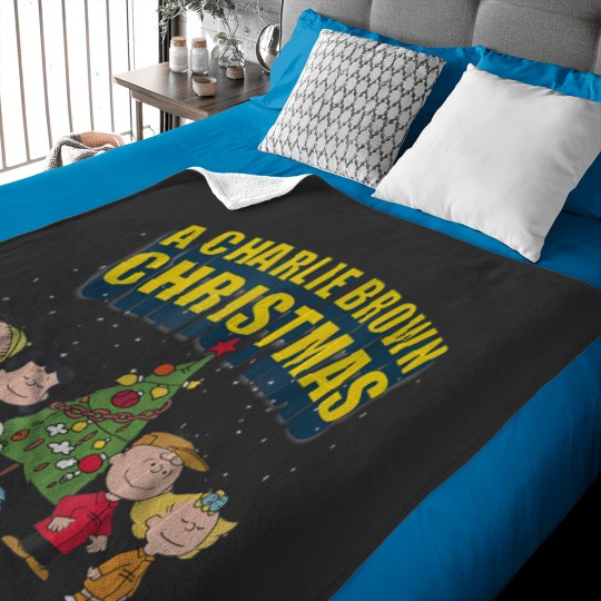 Discover spécial noël charlie brown Baby Blankets