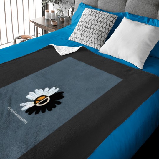 Discover G-Dragon Peaceminusone Daisy (2) Baby Blankets