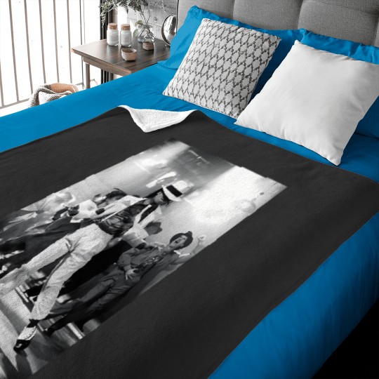 Discover Iconic Moment Baby Blankets