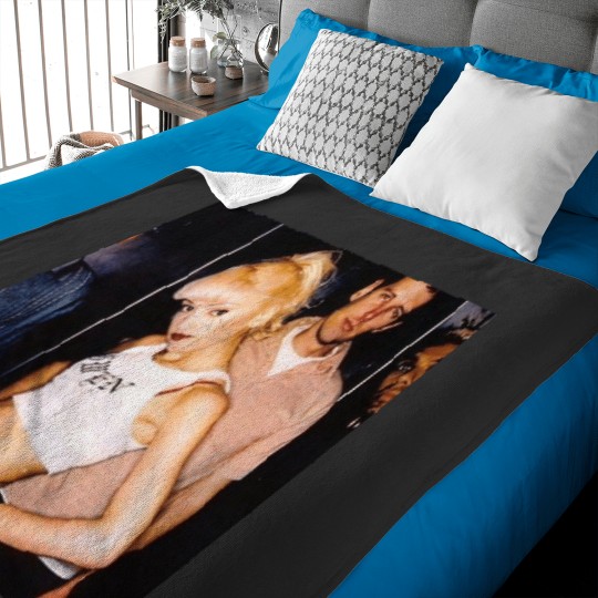 Discover Gwen Stefani 90S Gwen Shirt Baby Blankets