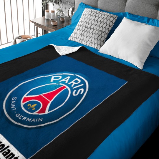 Discover Parisien Au Volant 832 Baby Blankets