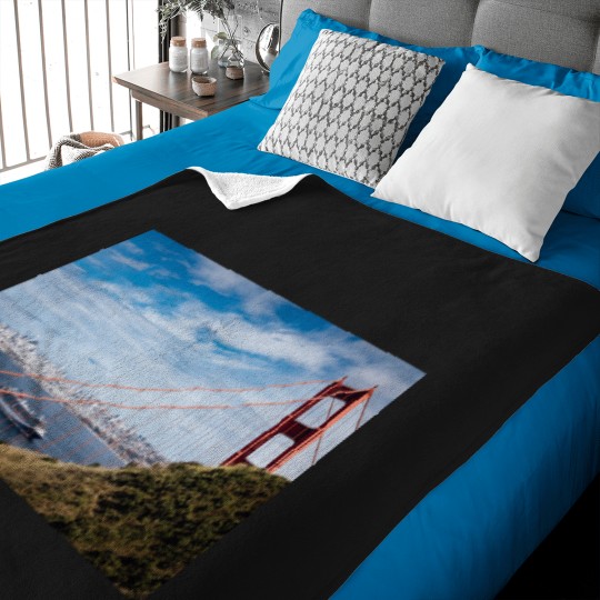 Discover aGolden Staate Baby Blankets