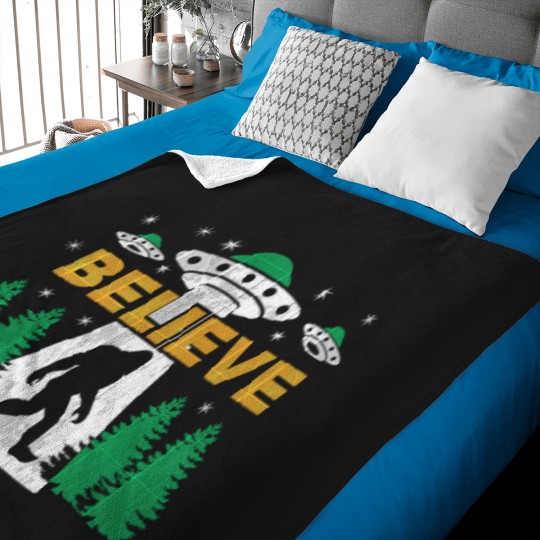 Discover UFO Aliens BELIEVE Sasquatch Yeti Gift Baby Blankets