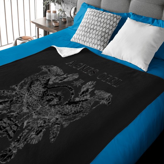 Discover Singer-Angel-Obel-- T-Shirt Baby Blankets