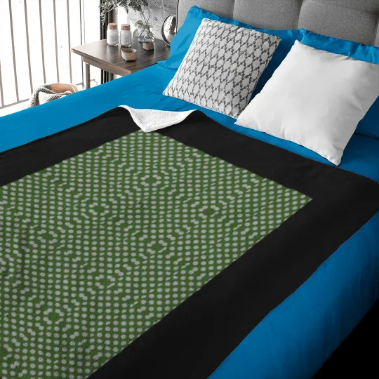 Discover Green-And-White-Polka-Dot-Pattern T-Shirt Baby Blankets