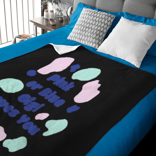 Discover Pink-or-Blue-Gigi-loves-you--Pink-or-Blue-Gigi-loves-you-design Baby Blankets