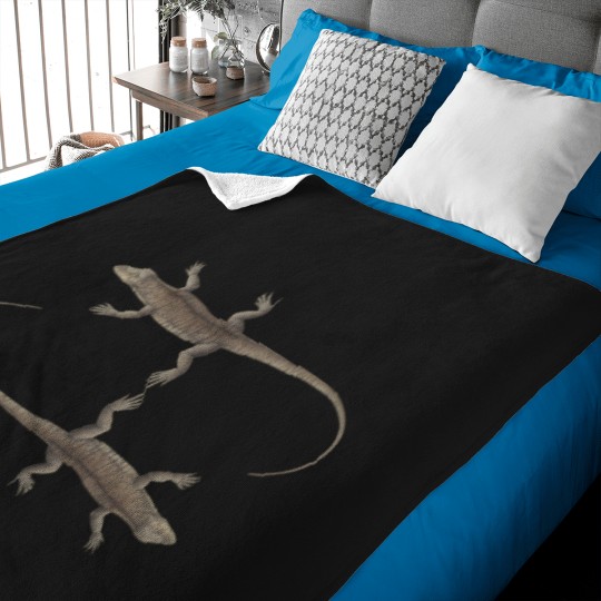 Discover Two Salamander 2800 Baby Blankets