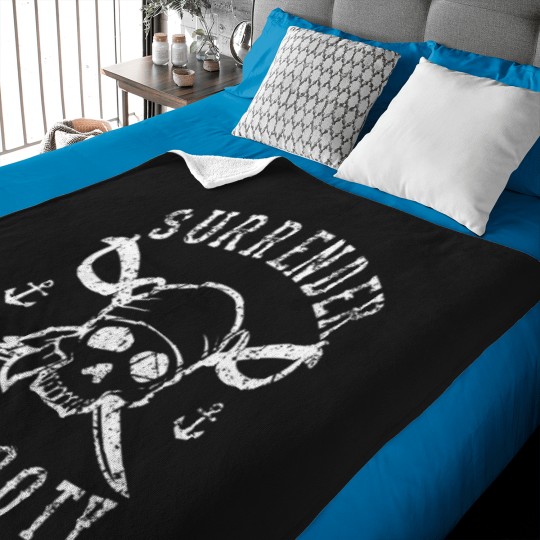 Discover Surrender-The-Booty-Pirate-Booty-Funny-Skull-Humor-Design-T-Shirt Baby Blankets
