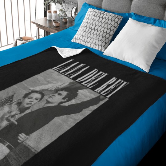 Discover Lana del rey Norman Rockwell Baby Blankets