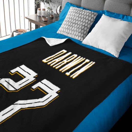 Discover Darwin Nunez 27 Baby Blankets