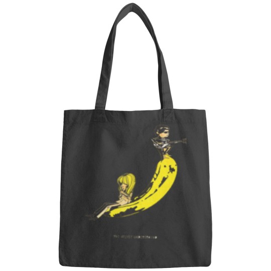 Discover The Velvet underground with Nico on the guitar Bags