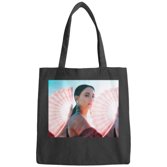 Discover yurtyer_lt_lt_ musgraves,maskes musgraves,galaxy musgraves,lap-top-skin musgraves,stuff musgraves,yo Bags