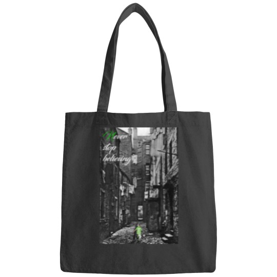 Discover Never stop believing Never stop believing Bags