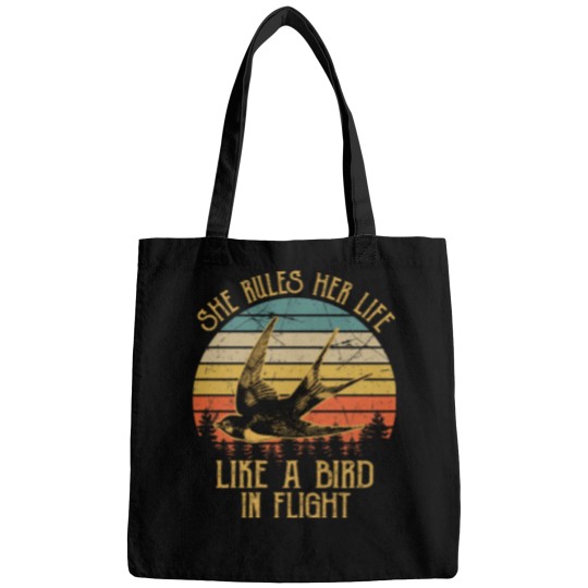 Discover Stevie Nicks She Rules Her Life Like A Bird In Flight vintages Bags
