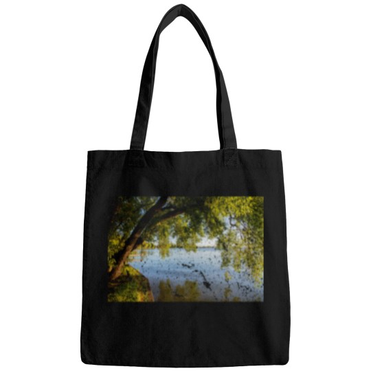 Discover Lake Mulwala, Yarrawonga, Victoria Mulwala, NSW, Australia (5) Bags