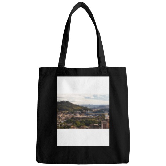 Discover Welcome To Tegucigalpa - 2 © Bags